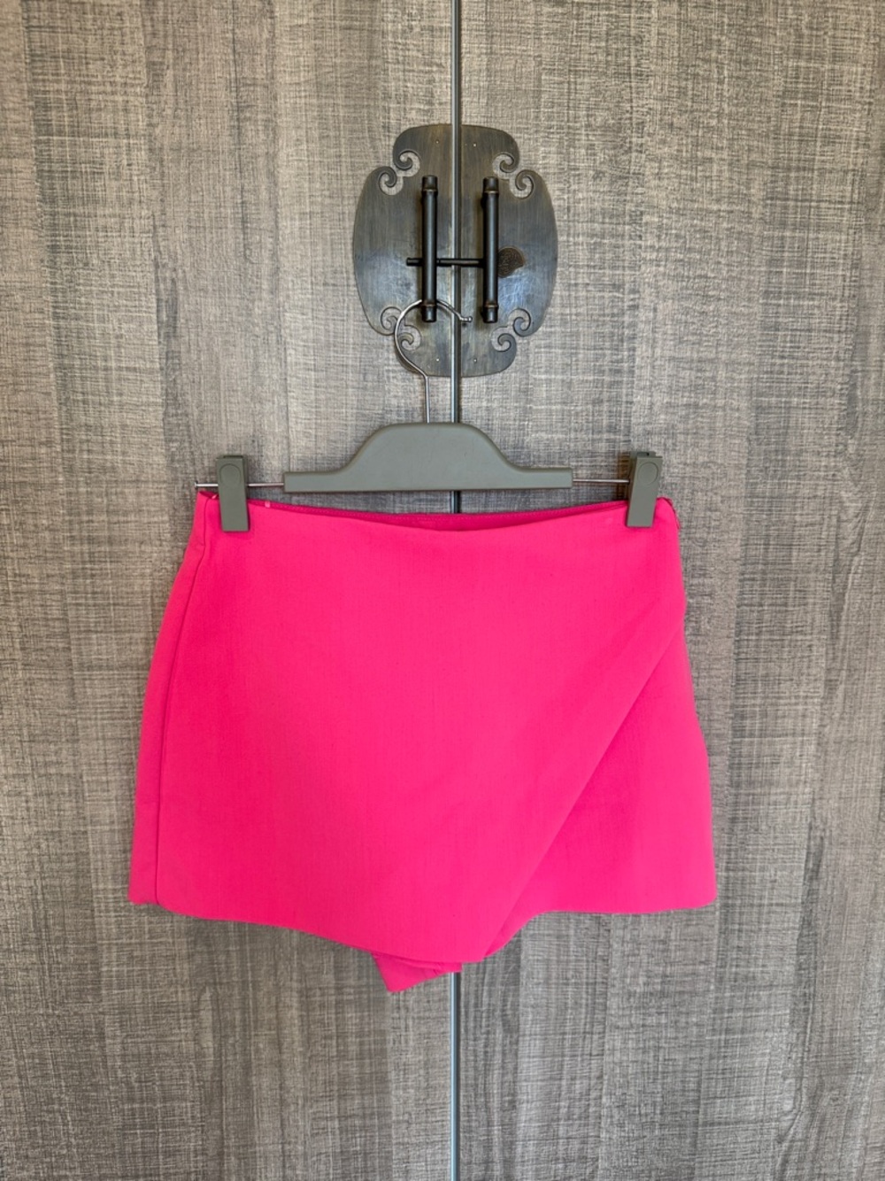 Zara‎ High-Waist Pink Asymmetric Mini Skort